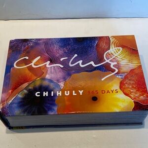 “Chihuly: 365 Days